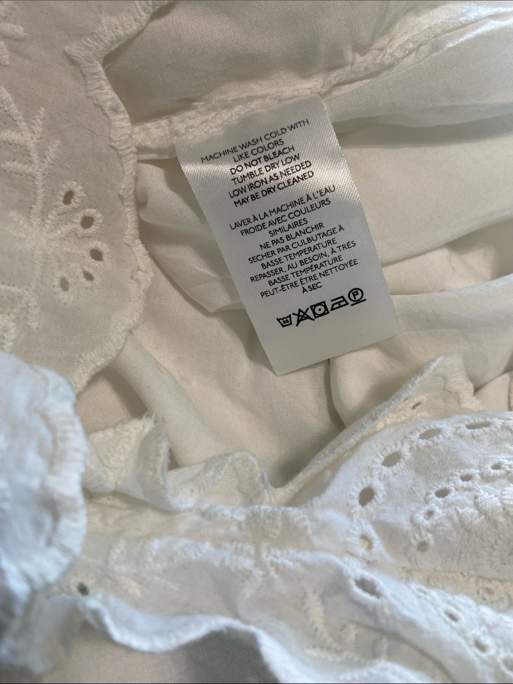 Urban Outfitters Millie White Eyelet Smocked Romper, size L. NWT - Picture 8 of 16